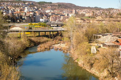 Traditional bulgarian architecture in the old medieval town area, veliko tarnovo city, bulgaria