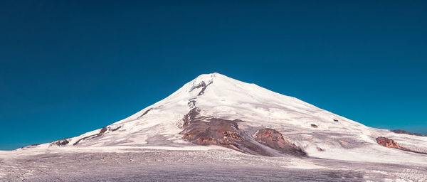 Eastern summit elbrus view from irik-chat pass