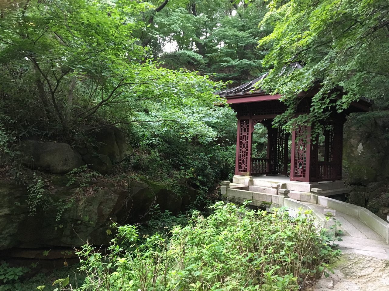 GAZEBO IN PARK