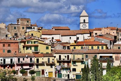 Buildings in city