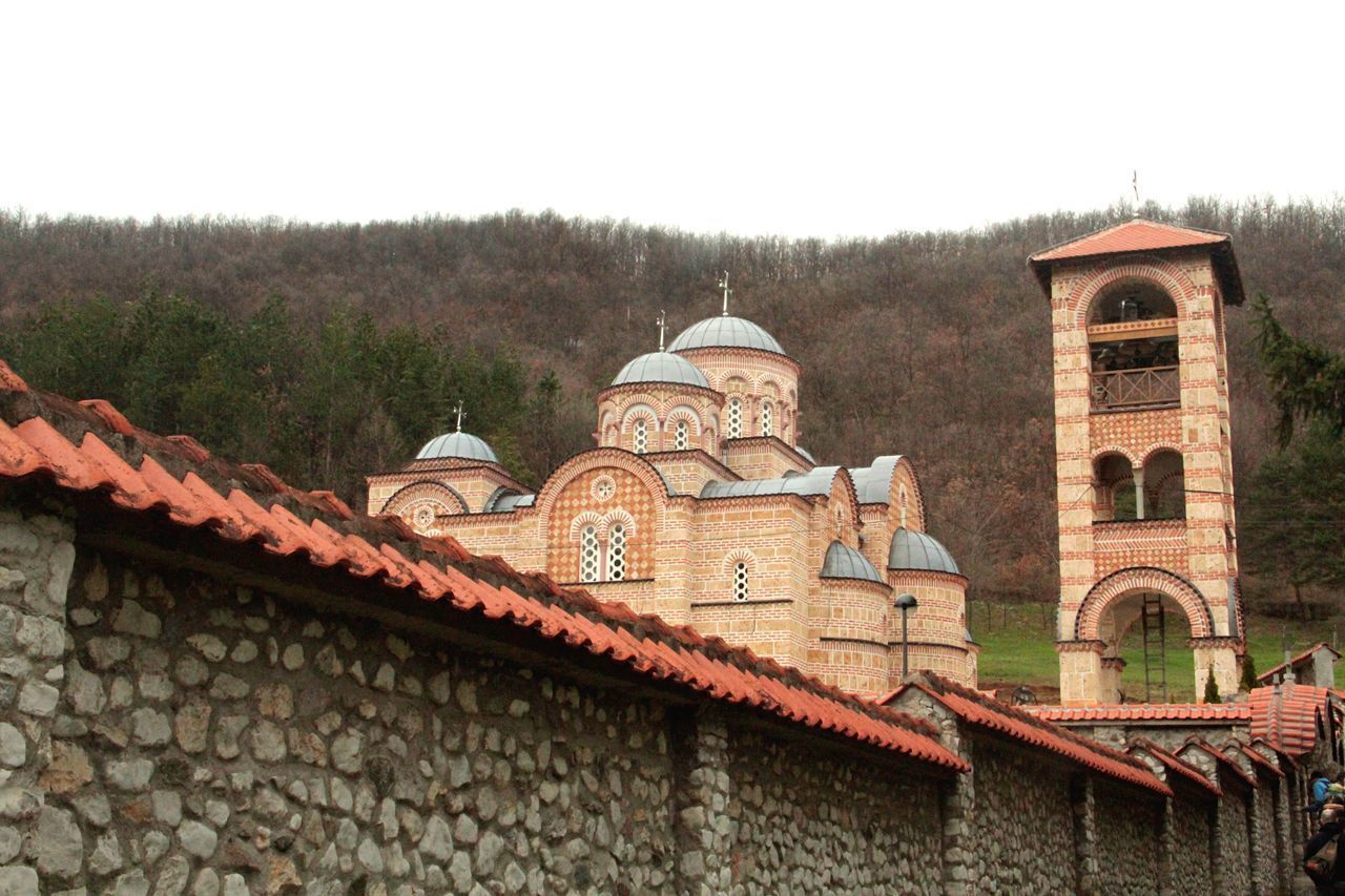 TEMPLE AGAINST BUILDING