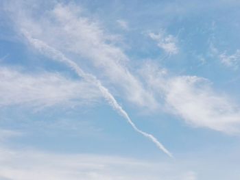 Low angle view of vapor trail in sky