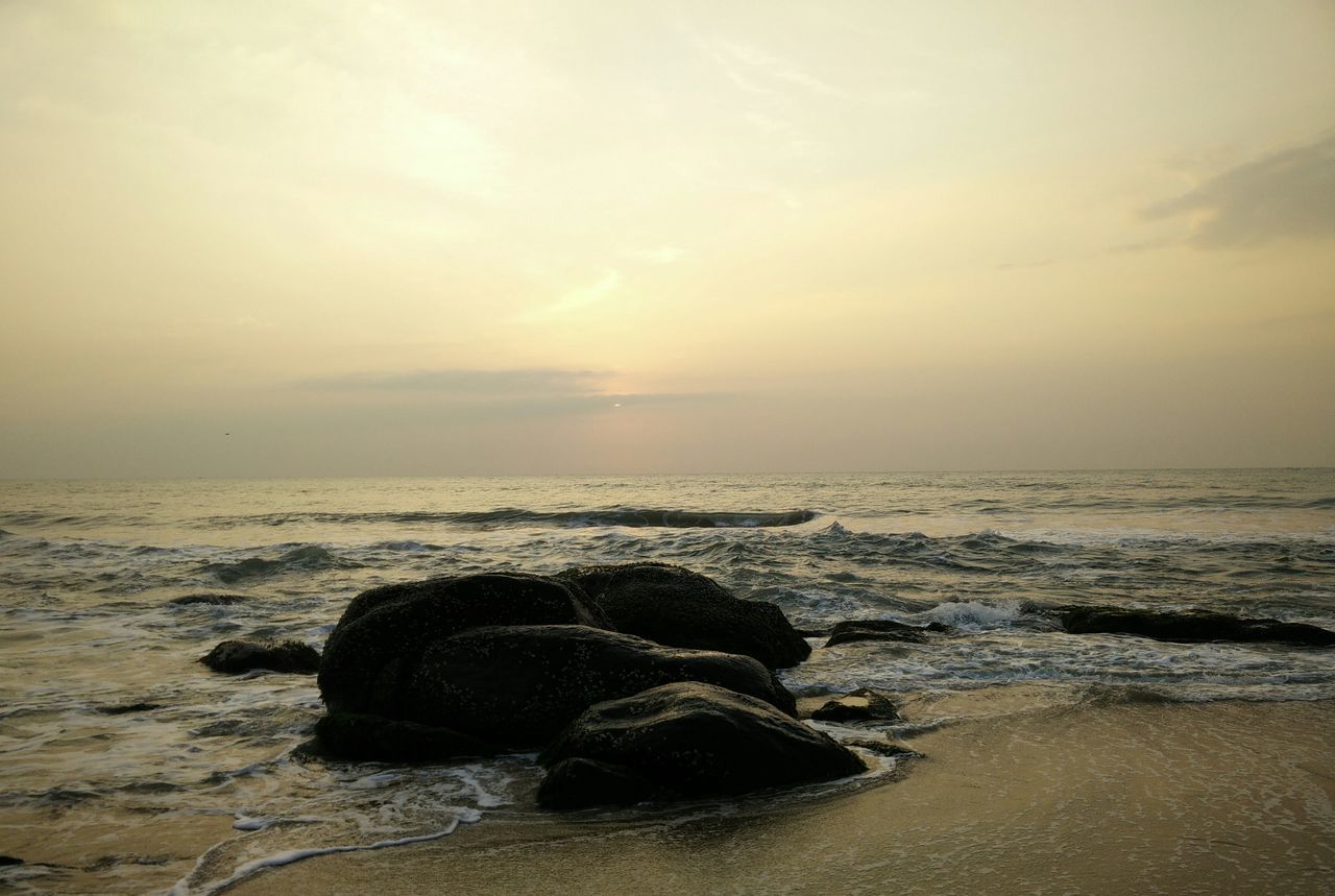 sea, sky, beach, nature, no people, water, horizon over water, beauty in nature, tranquility, tranquil scene, scenics, sunset, day, outdoors