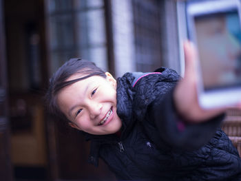 Portrait of smiling girl