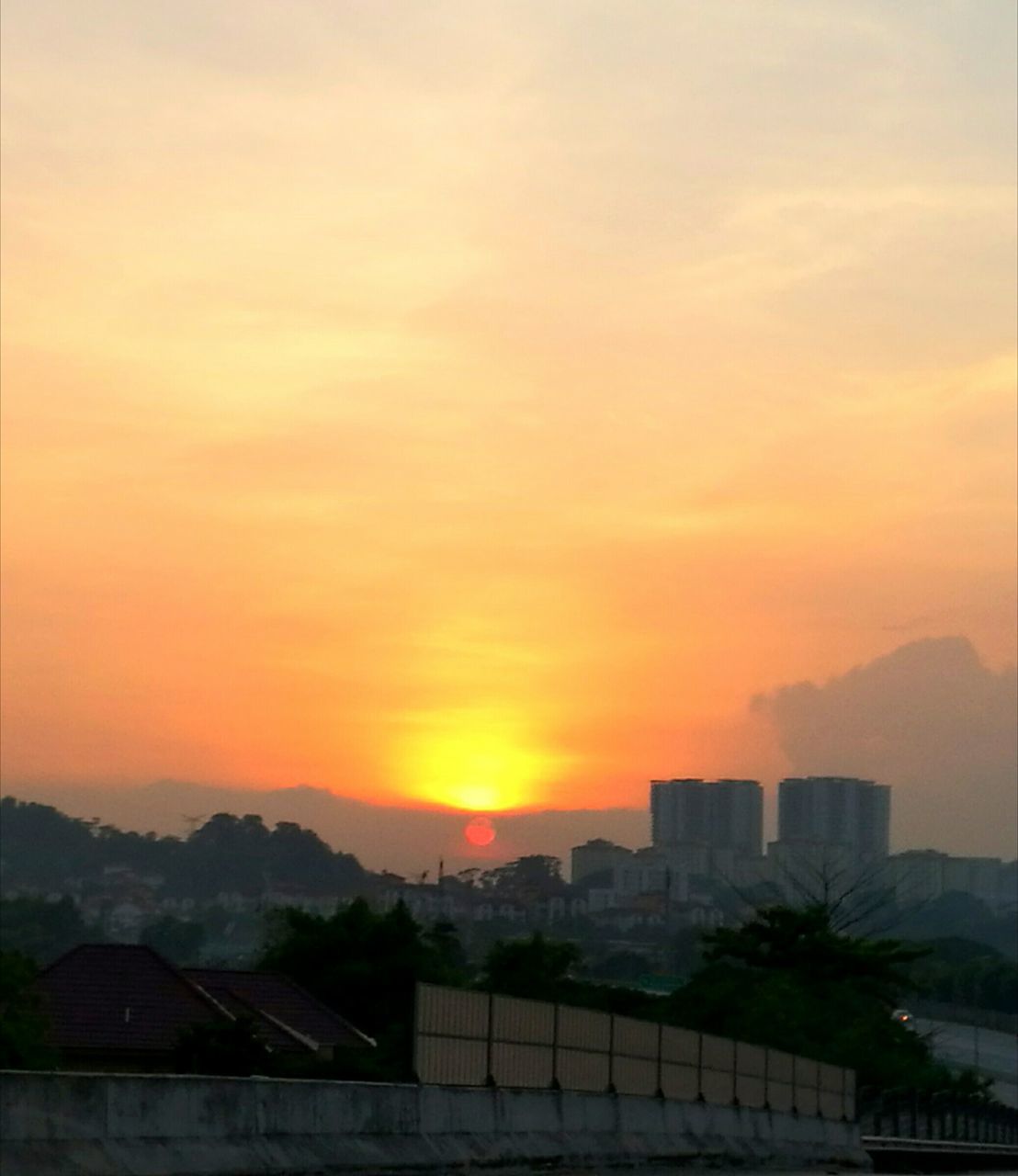 SCENIC VIEW OF SUNSET AGAINST SKY