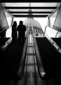 escalator
