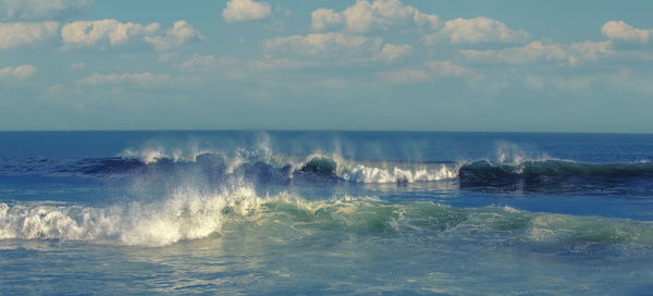 Big beautiful waves in the pacific ocean on kamchatka