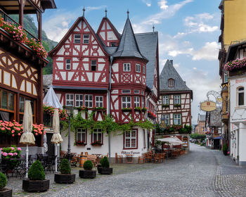 Beautiful medieval half-timbered building in bacharach, rheinland-pfalz, germany