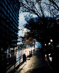 Narrow road along buildings
