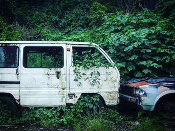 View of abandoned car