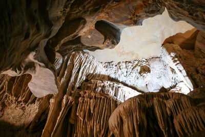 Close-up of rock formations incide cave