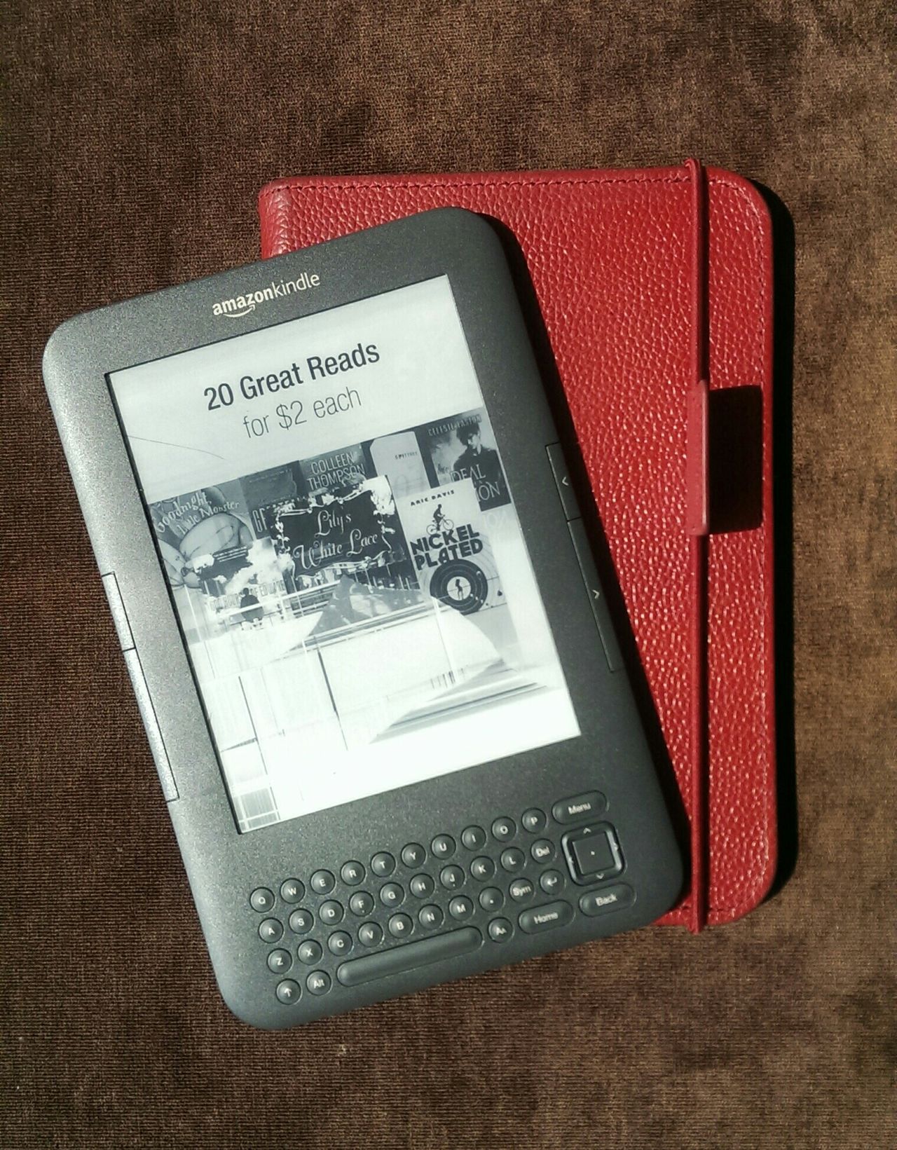 El clasico Amazon Kindle Keyboard