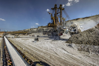 Wheel excavator at quarry