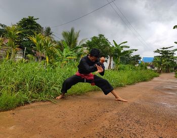 A fighter who is training