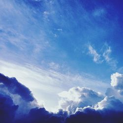 Low angle view of cloudy sky