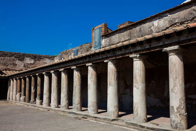 Palaestra at stabian baths in the ancient city of pompeii