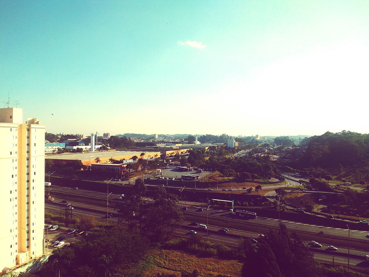 VIEW OF RESIDENTIAL DISTRICT AGAINST SKY