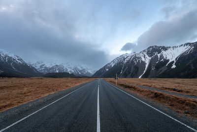 Scenic view along the mount cook road alongside with snow capped southern alps and majestic mt cook.