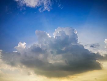 Low angle view of clouds in sky