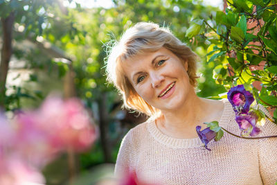 Portrait of a smiling young woman