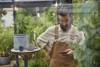 Man using cell phone