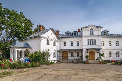 Building in annunciation monastery in kirzhach, russia