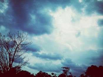 Low angle view of cloudy sky