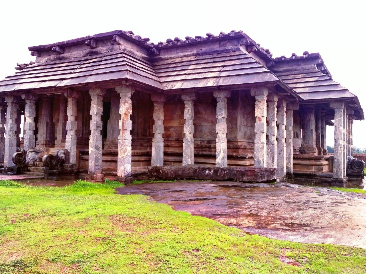 VIEW OF OLD RUINS