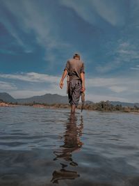 A strong shoulder to maintain all loads