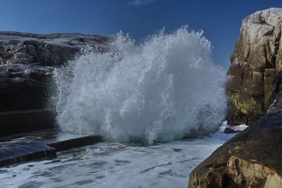 The wave, Toft,