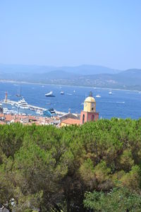 Scenic view of sea against clear sky