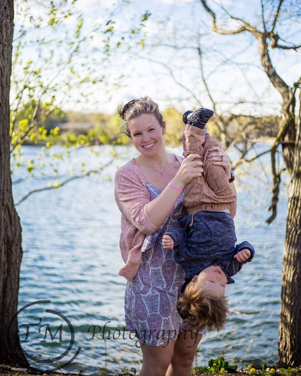 lifestyles, person, leisure activity, childhood, elementary age, water, casual clothing, togetherness, bonding, boys, happiness, smiling, girls, three quarter length, looking at camera, lake, cute