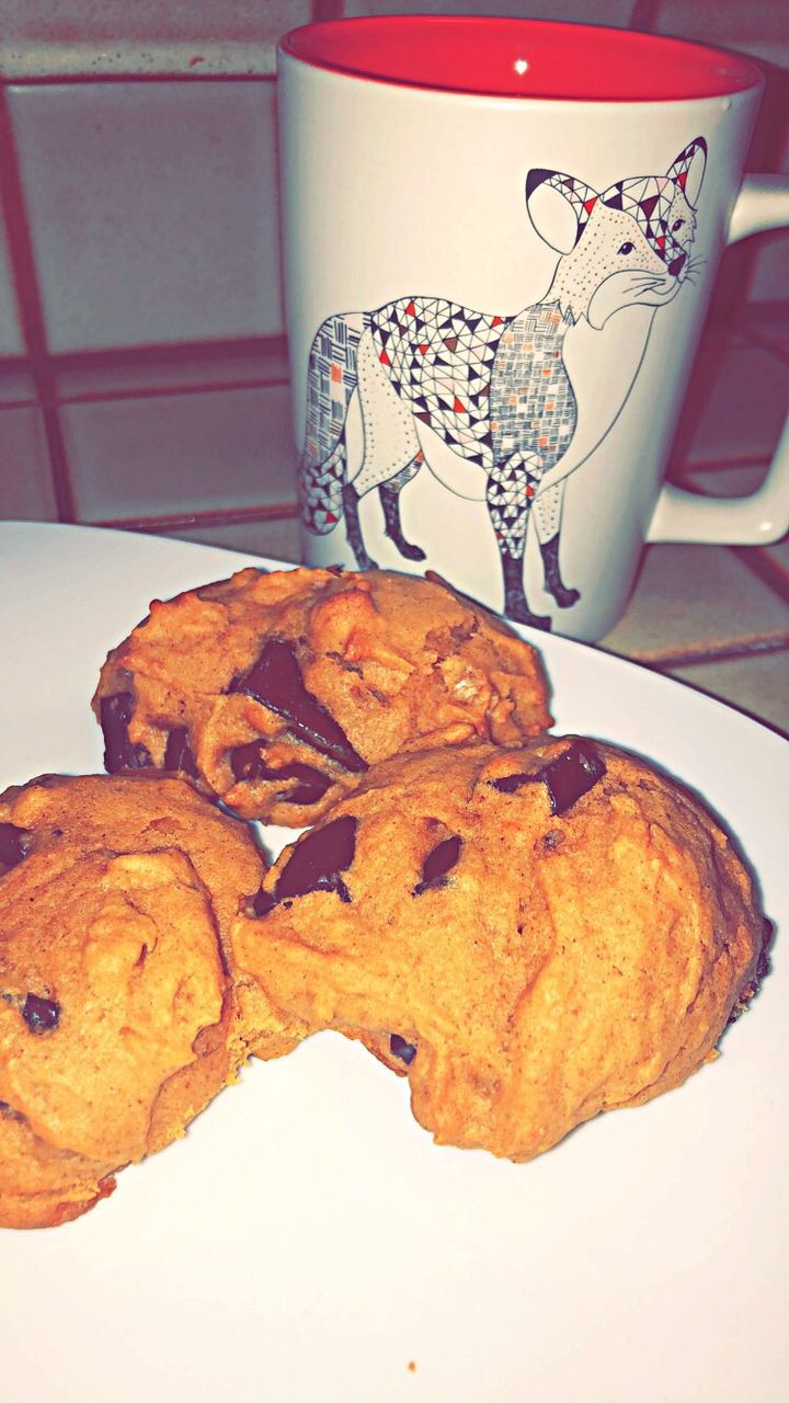 food and drink, food, indoors, baked, ready-to-eat, still life, freshness, close-up, table, no people, plate, cookie, sweet food, drink, cup, indulgence, snack, serving size, brown, unhealthy eating, temptation, fried chicken