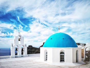 White church against blue sky. santorini, greece 