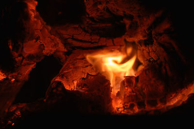Hot fire burning embers back yard warmth close marshmallows logs