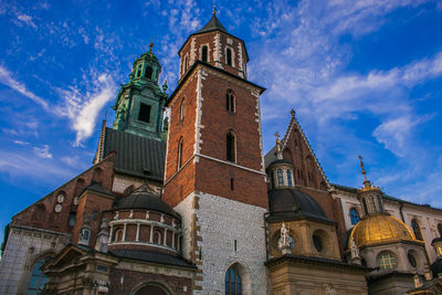 Detail of basilica of st. stanislaw and vaclav or wawel cathedral in krakow, poland