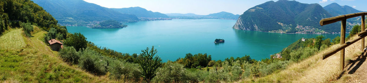 Panoramic view of lake and mountains