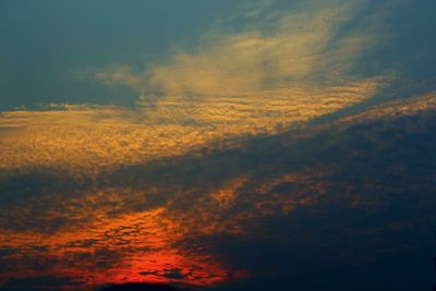 Scenic view of dramatic sky over sea