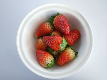 Close-up of strawberries in bowl