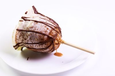Close-up of chocolate cake on plate