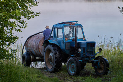 tractor