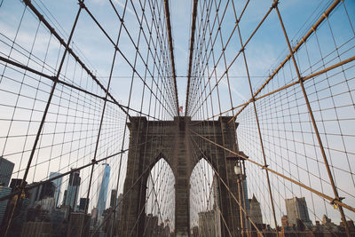 Brooklyn bridge against sky