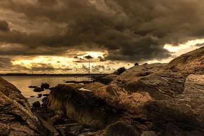 Scenic view of dramatic sky over sea