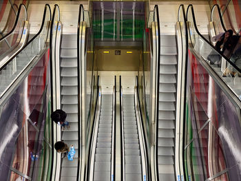 escalator