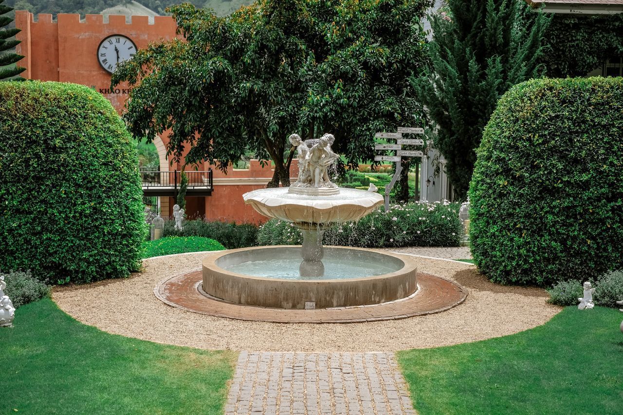 FOUNTAIN IN PARK