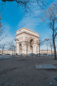 View of historic building arc of triomphe, paris, france.