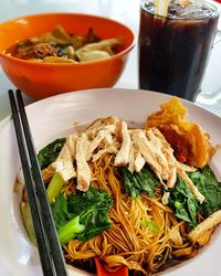 Close-up of noodles in bowl on table