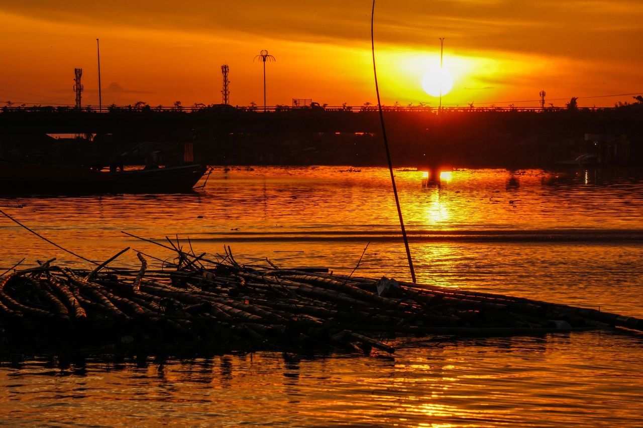 sunset, water, reflection, orange color, sun, nature, sky, outdoors, silhouette, nautical vessel, sea, beauty in nature, no people