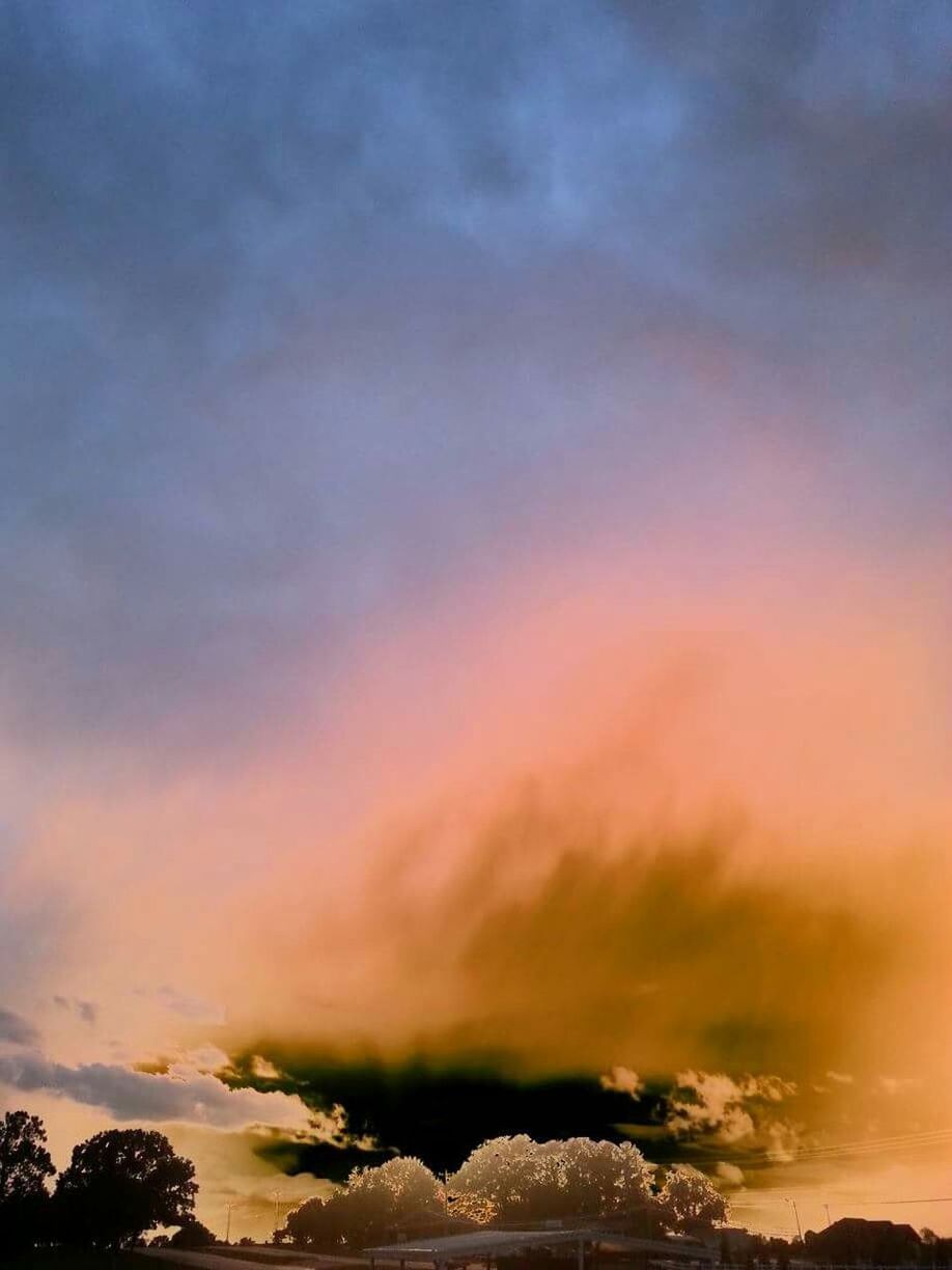 sky, scenics, tranquil scene, beauty in nature, tranquility, sunset, cloud - sky, nature, low angle view, tree, idyllic, mountain, cloudy, silhouette, cloud, dramatic sky, orange color, non-urban scene, dusk, outdoors