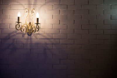 Light painting on wall